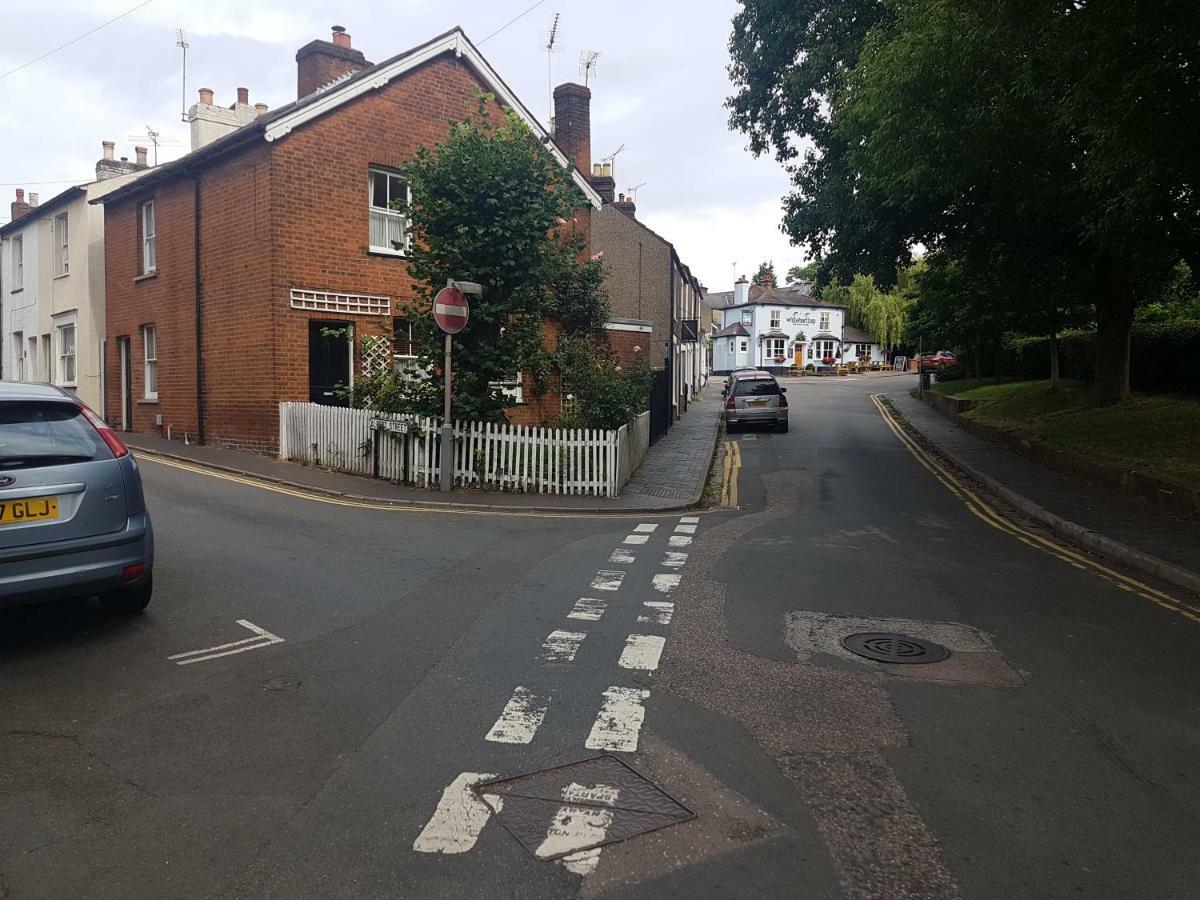 69 Albert Street St Albans Екстериор снимка
